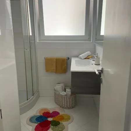 Apartment Bloom Near The