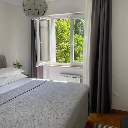 Bloom Near The Апартаменти Пореч