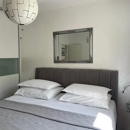 Bloom Near The Апартаменти Пореч