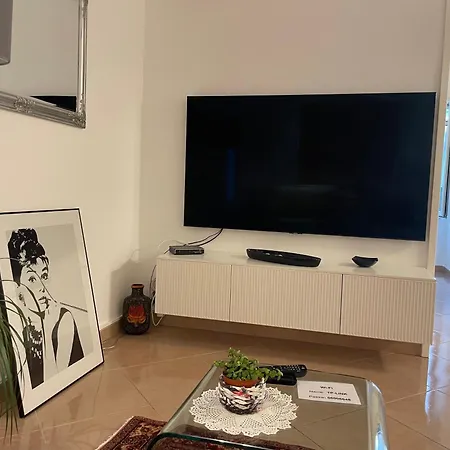 Bloom Near The Апартаменти *