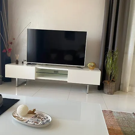 Apartment Bloom Near The Porec