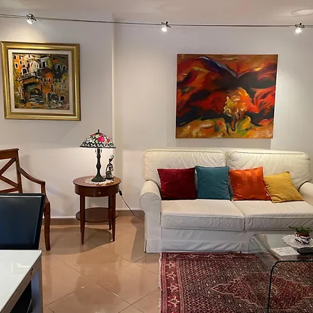 Apartment Bloom Near The Porec